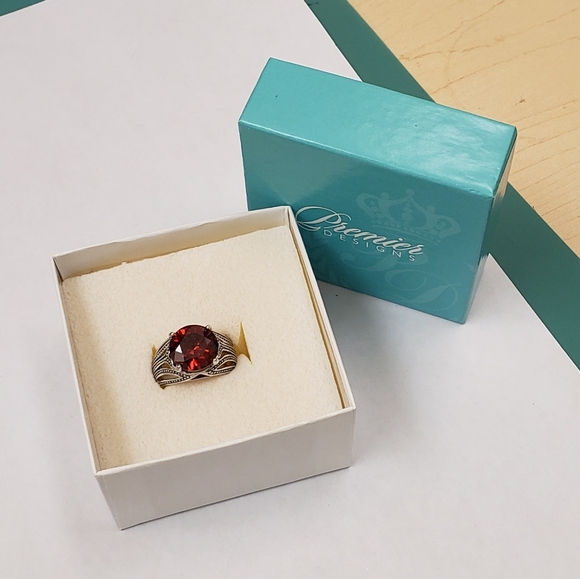 Premier Designs, NWT Large garnet stone filigree silver ring SZ 7 - Picture 2 of 12